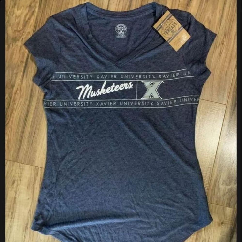 NCAA Xavier Musketeers Women's V-Neck Tee. 8357